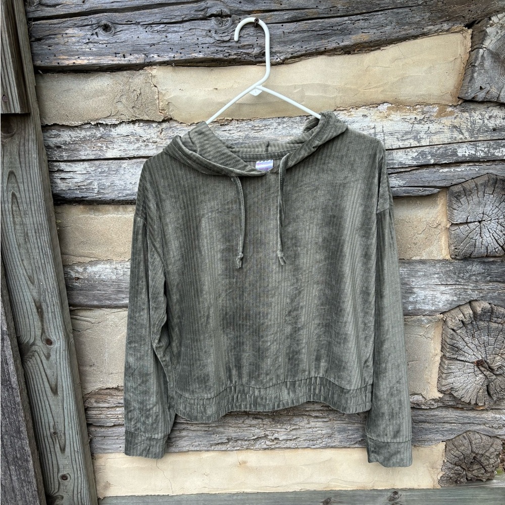 No Boundaries Brushed Corduroy Hooded Women's Top in Olive Green Size L